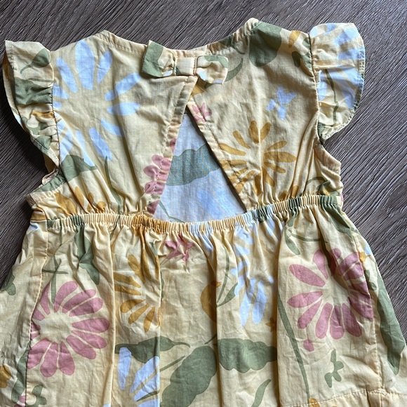 Two Piece Outfit - Picture 7 of 9